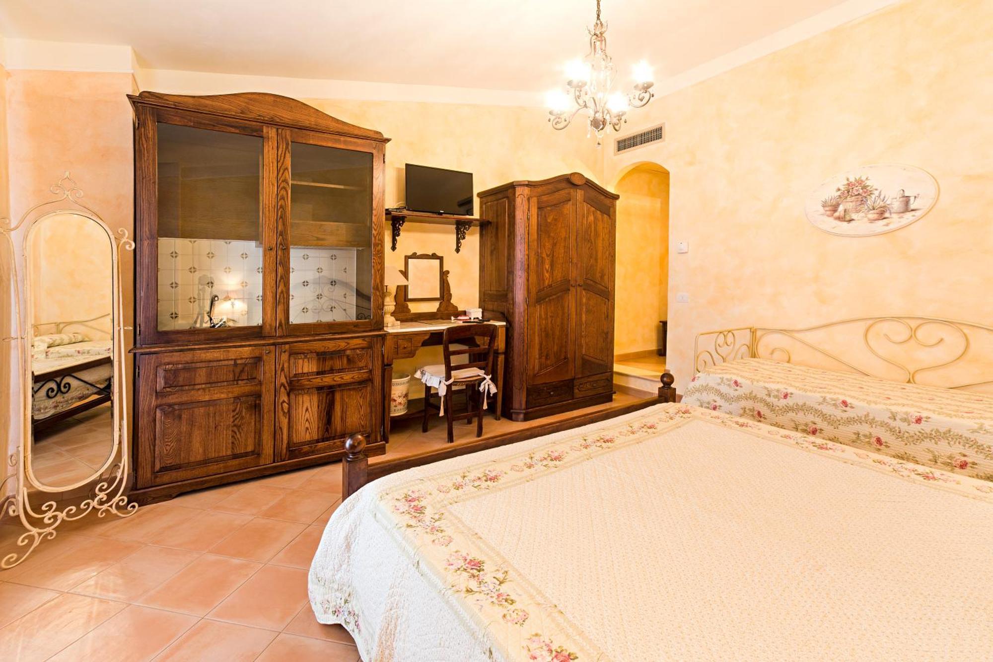 Hotel Relais Pian Delle Starze 마리나디카메로타 외부 사진