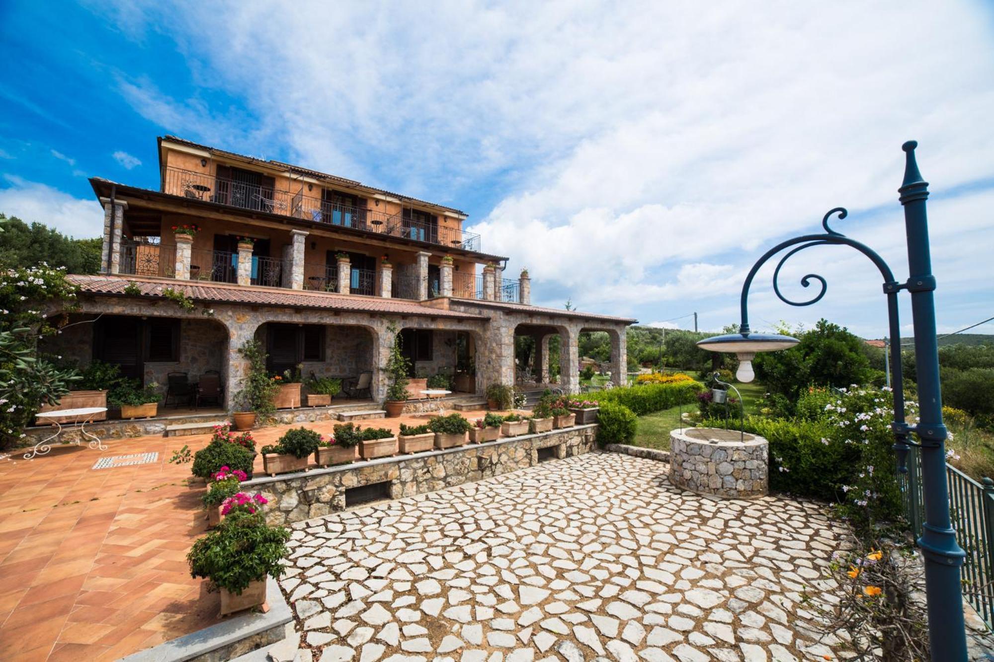 Hotel Relais Pian Delle Starze 마리나디카메로타 외부 사진