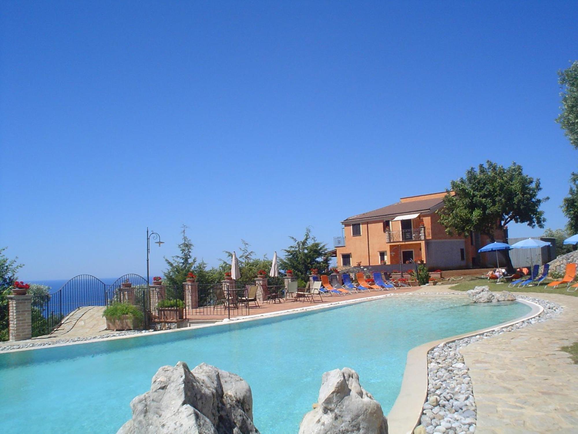 Hotel Relais Pian Delle Starze 마리나디카메로타 외부 사진