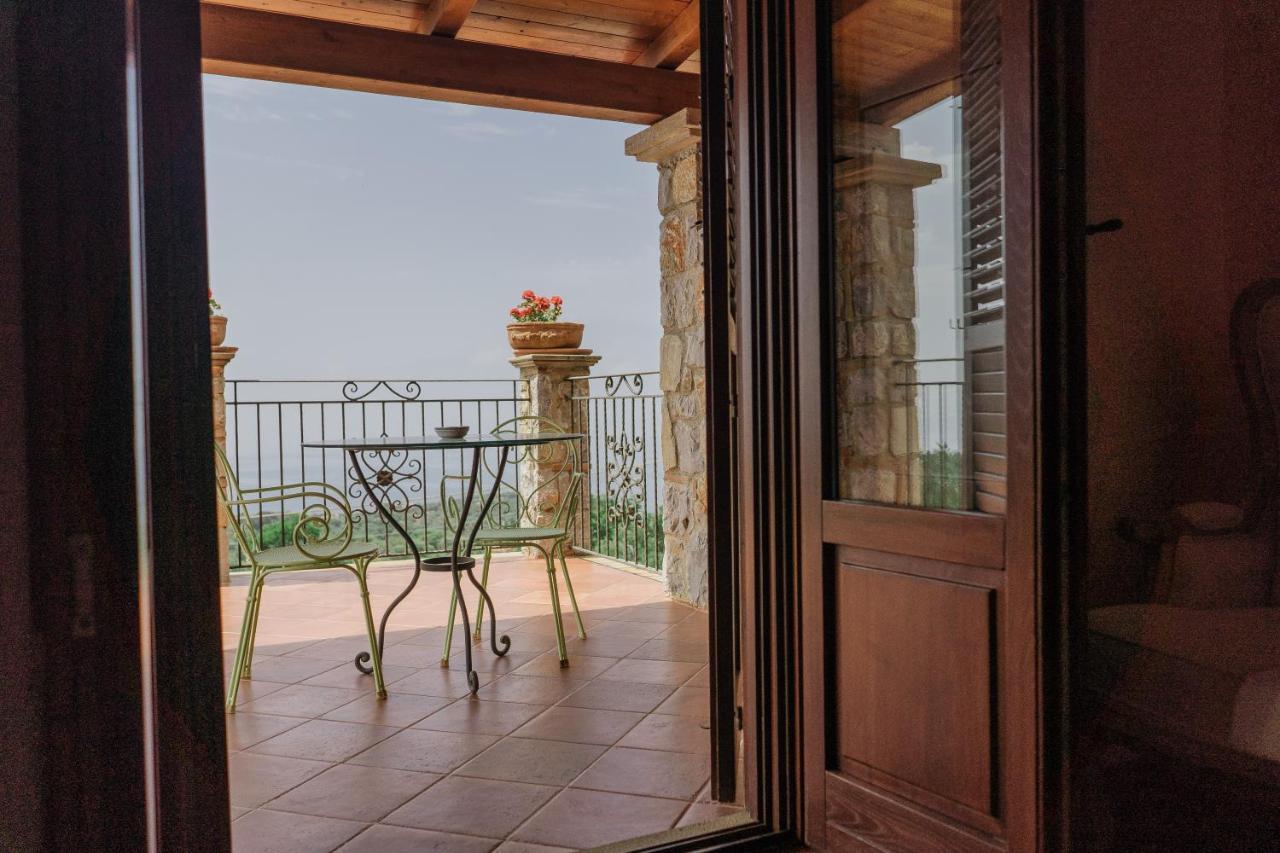 Hotel Relais Pian Delle Starze 마리나디카메로타 외부 사진